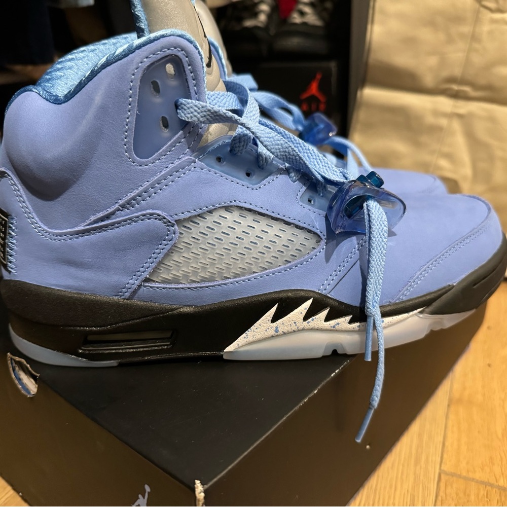 Air Jordan 5 Sneakers